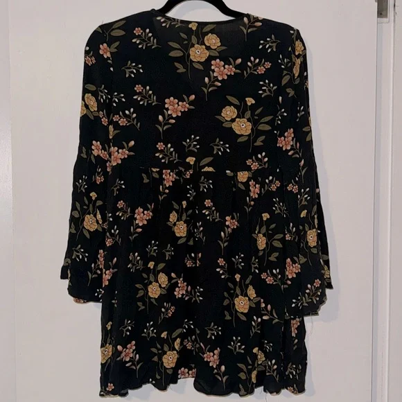 ALTAR’D STATE YELLOW FLORAL BLACK DRESS 🌼 Long Flare Sleeves and Empire Waist - Picture 7 of 10